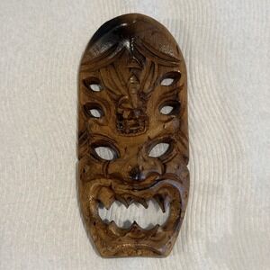Vtg Hawaiian Hand Carved Bakunawa Monkey Pod Mask From The Monkey Pod Tree 6.25"